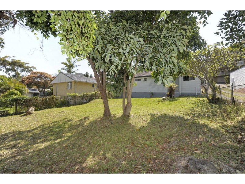 16 Flannel Flower Fairway, Shoal Bay NSW 2315