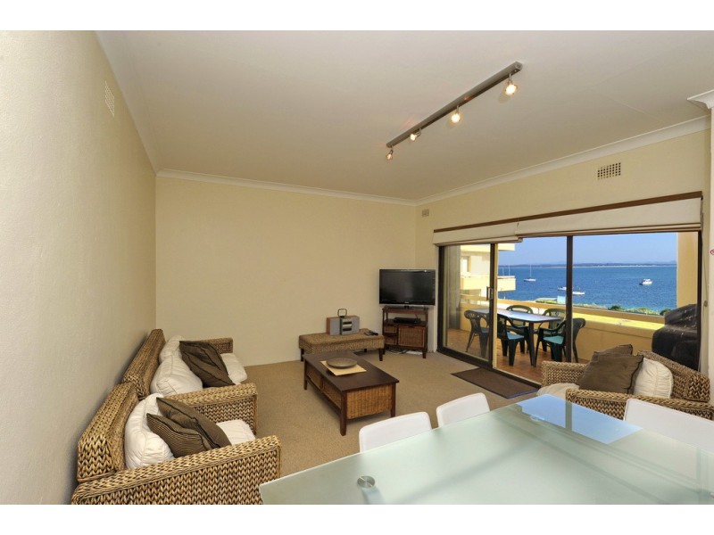 9 47-49 Shoal Bay Road, Shoal Bay NSW 2315