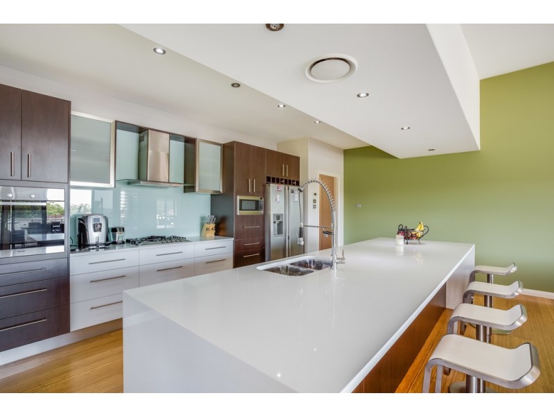 15 Shimmer Street, Nelson Bay NSW 2315