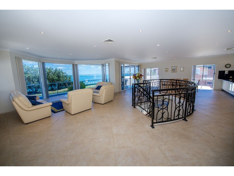 27 Victoria Parade, Nelson Bay NSW 2315