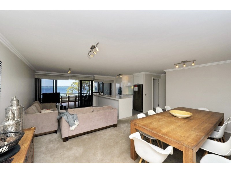 12/11 Columbia Close, Nelson Bay NSW 2315