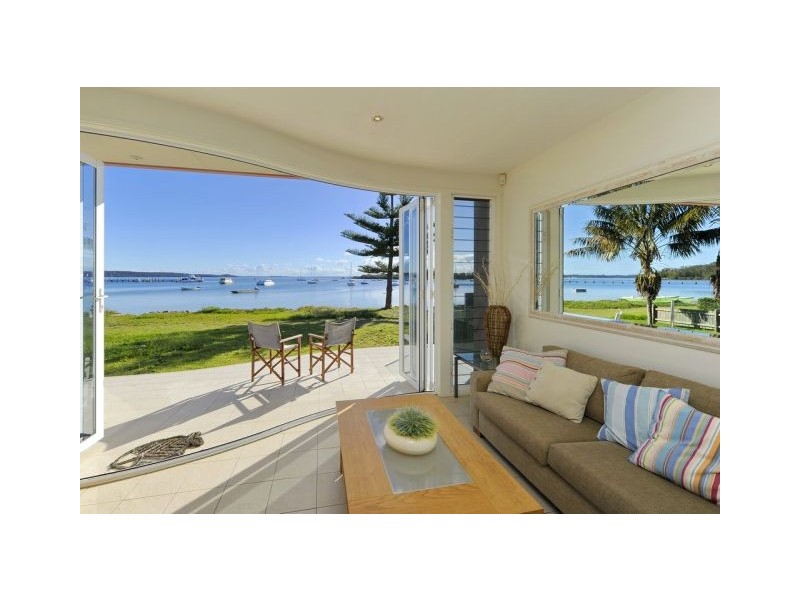 22 Sunset Blvd, Soldiers Point NSW 2317