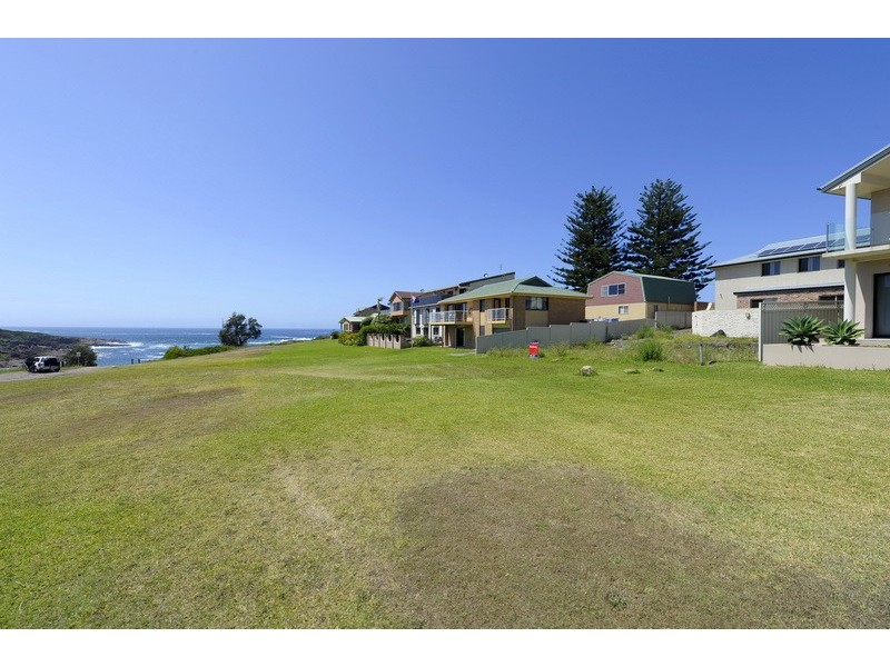 1a Ocean Avenue, Fishermans Bay NSW 2316