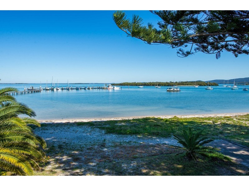 2/40 Sunset Boulevarde, Soldiers Point NSW 2317