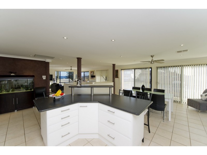 16 Morna Point Road, Anna Bay NSW 2316