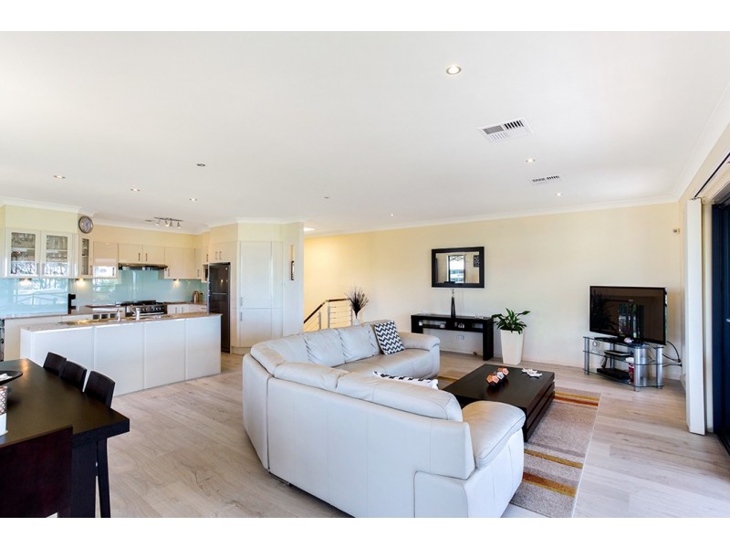 5 Kings Court, Soldiers Point NSW 2317