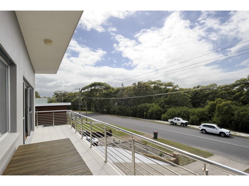 6 Marine Drive, Fingal Bay NSW 2315