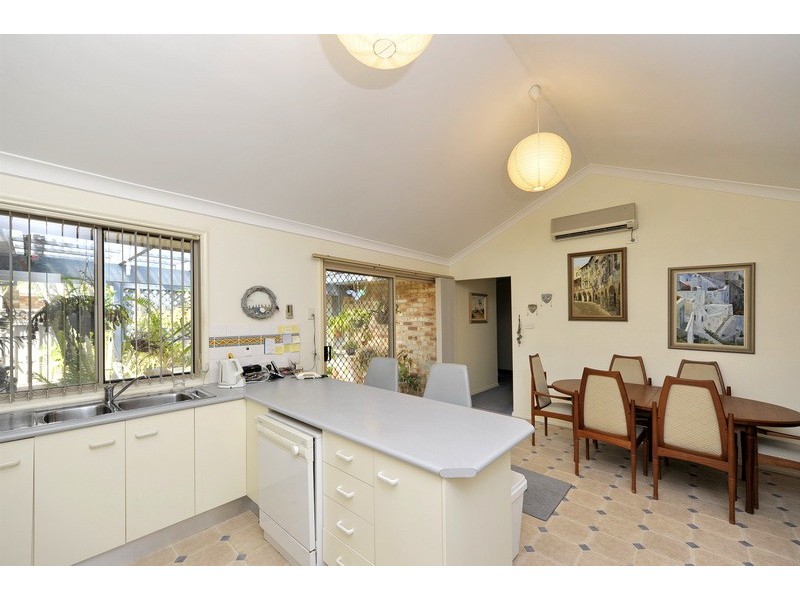 1/12 Pebble Parade, Fingal Bay NSW 2315