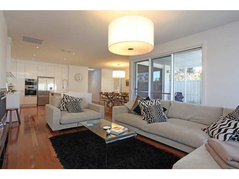 2/208a Soldiers Point Road, Salamander Bay NSW 2317