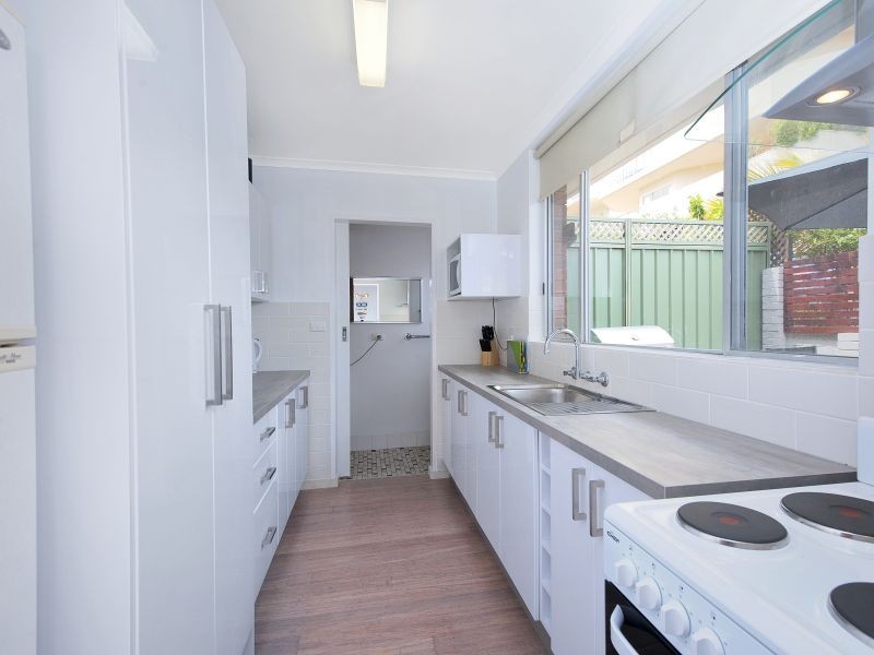 8/4 Messines Street, Shoal Bay NSW 2315