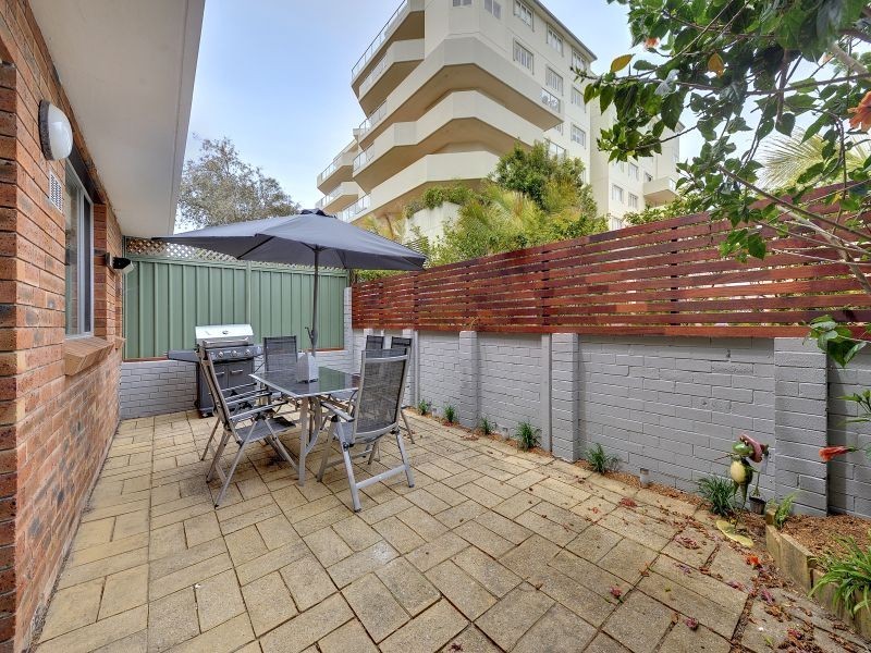 8/4 Messines Street, Shoal Bay NSW 2315