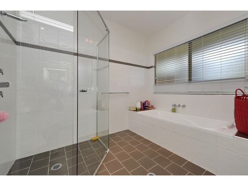 18 Melaleuca Drive, One Mile NSW 2316