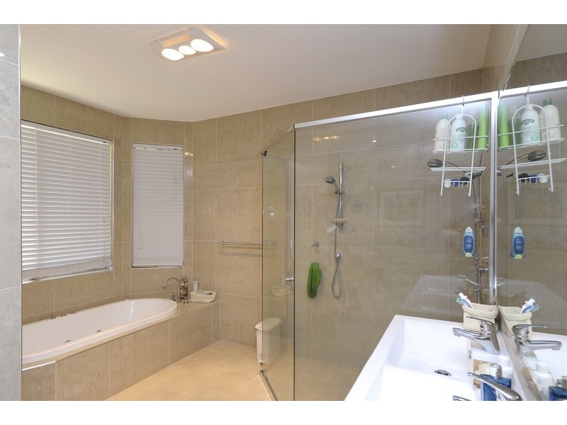 18 Melaleuca Drive, One Mile NSW 2316