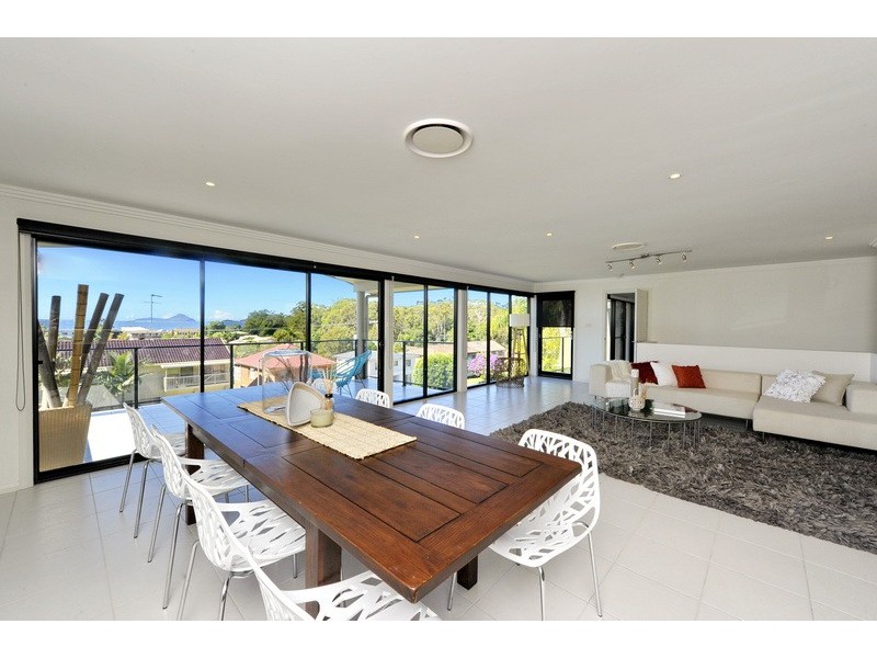 10 Raymond Avenue, Salamander Bay NSW 2317