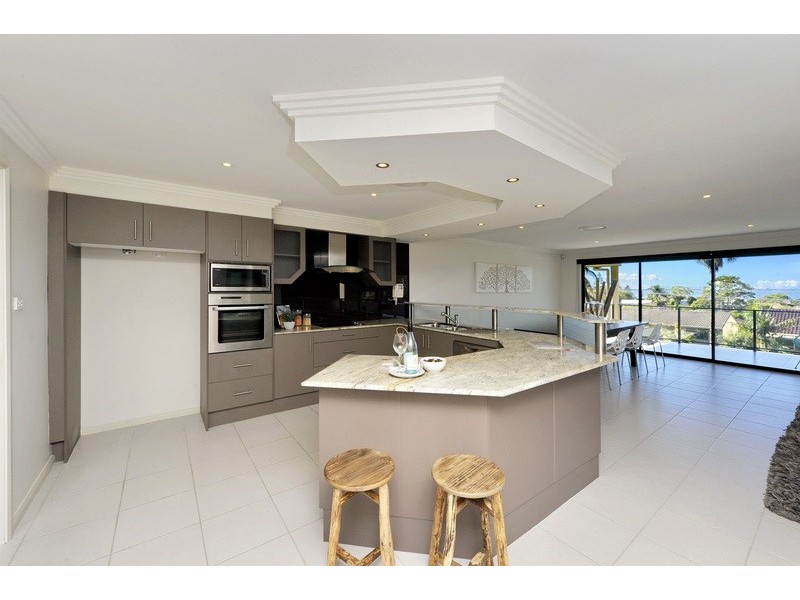 10 Raymond Avenue, Salamander Bay NSW 2317