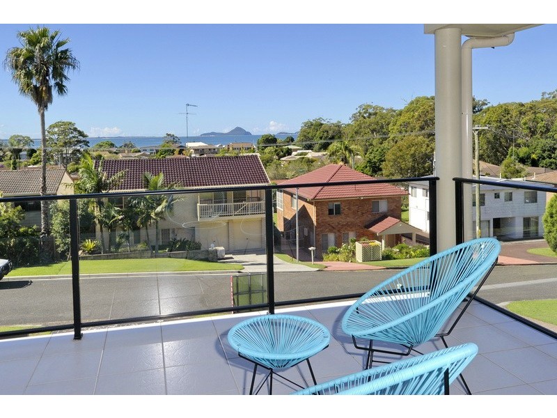 10 Raymond Avenue, Salamander Bay NSW 2317