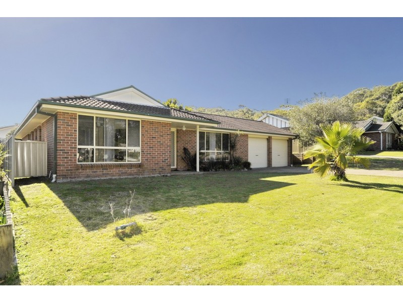 15 Clonmeen Cct, Anna Bay NSW 2316