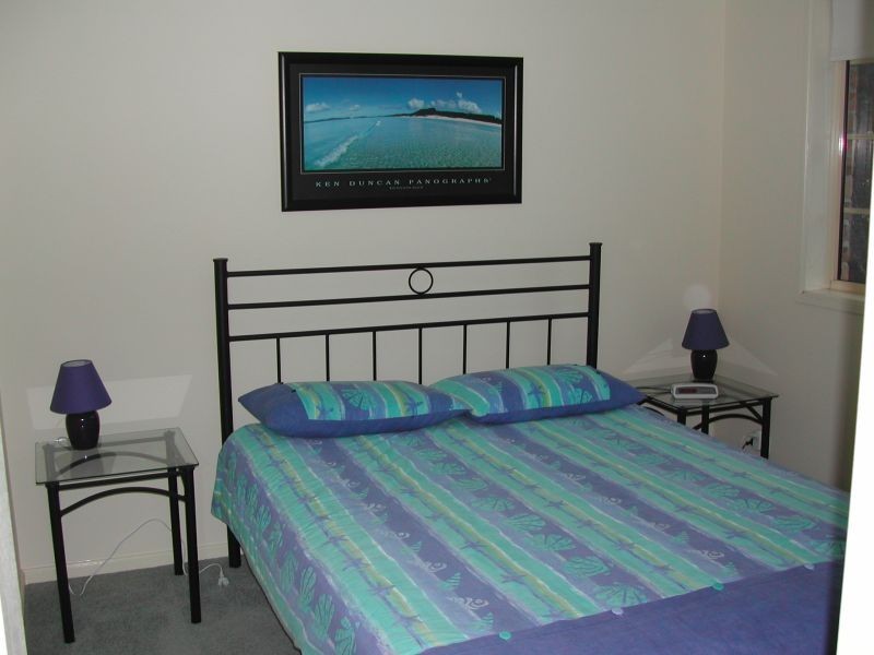 1/7 Crystal Cl, Fingal Bay NSW 2315