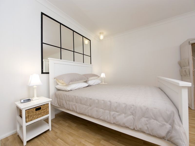 20 Sunset Boulevarde, Soldiers Point NSW 2317