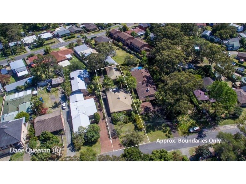 17 Ocean Beach Road, Shoal Bay NSW 2315