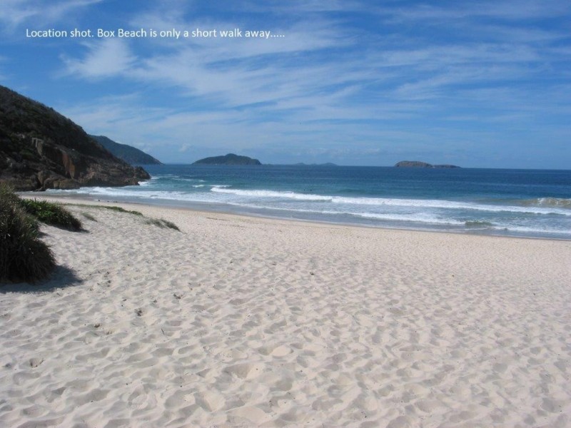 17 Ocean Beach Road, Shoal Bay NSW 2315