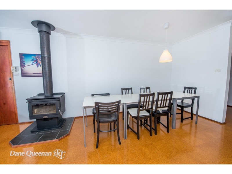 17 Ocean Beach Road, Shoal Bay NSW 2315