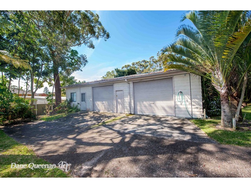 17 Ocean Beach Road, Shoal Bay NSW 2315