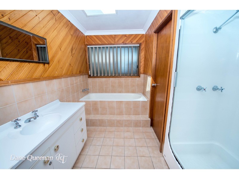 17 Ocean Beach Road, Shoal Bay NSW 2315