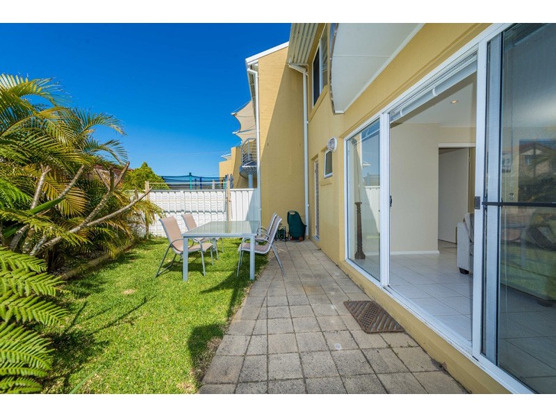 11/8 Ala Moana Way, Fingal Bay NSW 2315