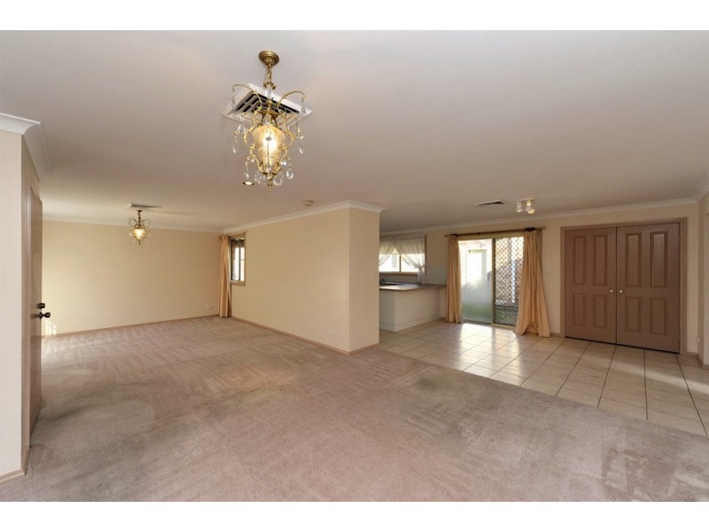 24 Government Road, Shoal Bay NSW 2315