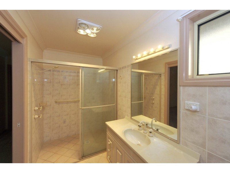 24 Government Road, Shoal Bay NSW 2315