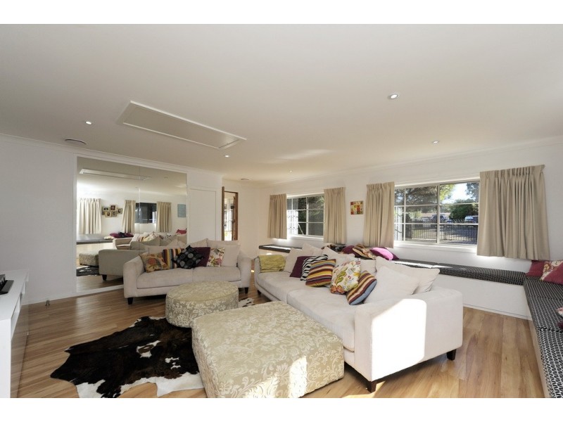 8 Crystal Close, Fingal Bay NSW 2315