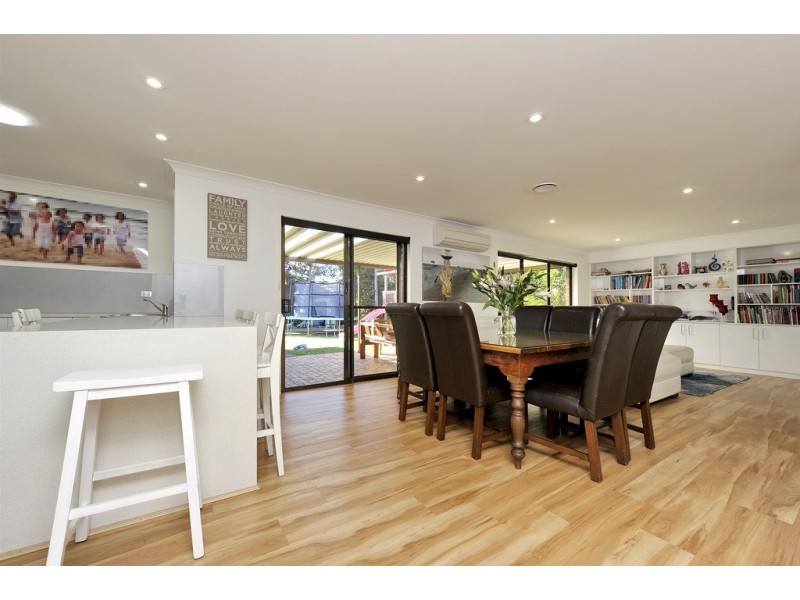 8 Crystal Close, Fingal Bay NSW 2315