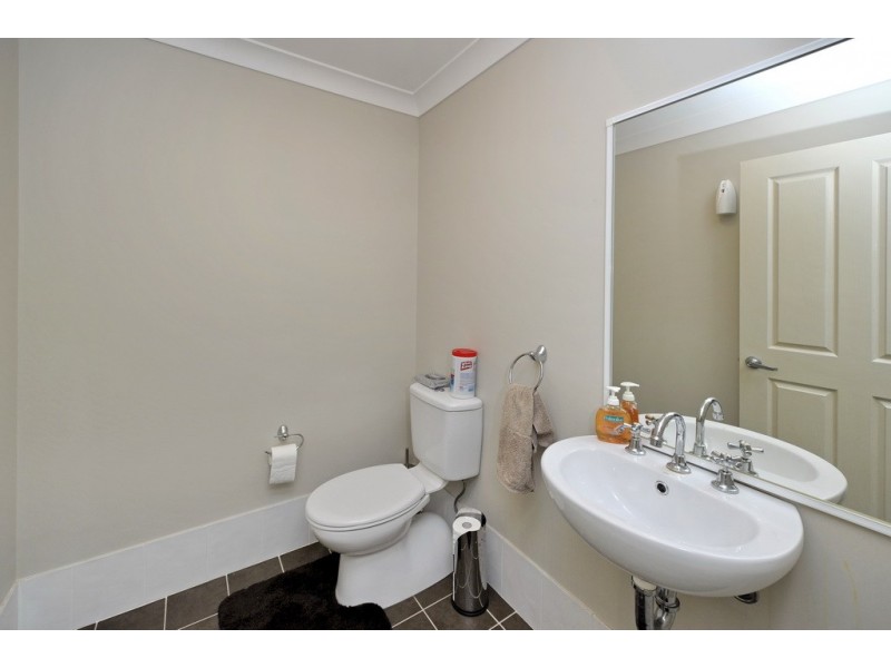 4 Coventry Pl, Nelson Bay NSW 2315