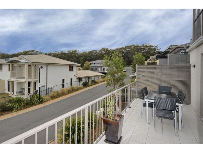 4 Coventry Pl, Nelson Bay NSW 2315