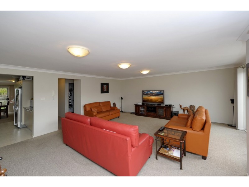 4 Coventry Pl, Nelson Bay NSW 2315