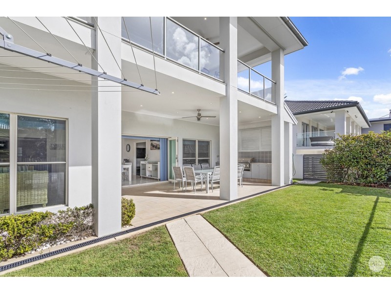 10 Pacific Drive, Fingal Bay NSW 2315