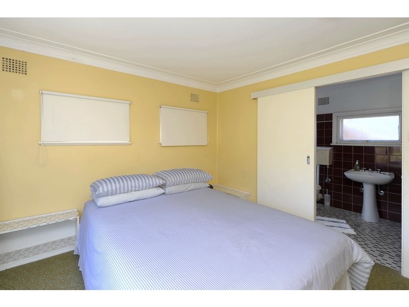 1 Thurlow Avenue, Nelson Bay NSW 2315