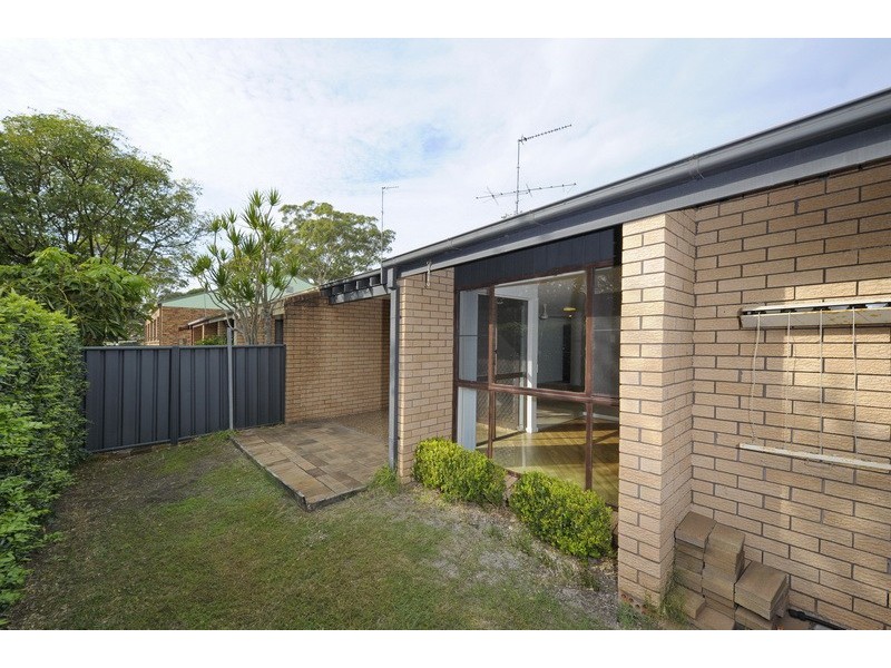 8b Norburn Ave, Nelson Bay NSW 2315