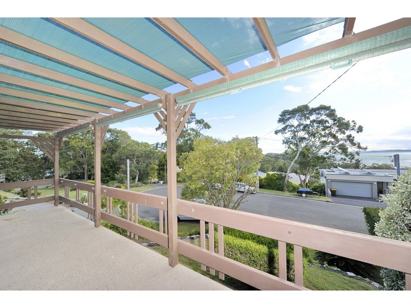 7 Lyndel Close, Soldiers Point NSW 2317
