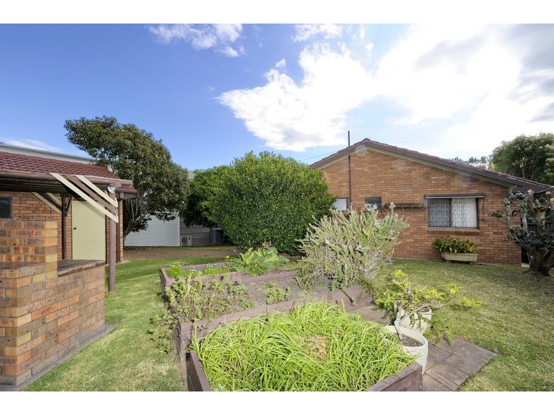 7 Lyndel Close, Soldiers Point NSW 2317