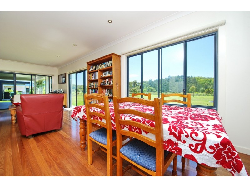 5 Echo Place, One Mile NSW 2316