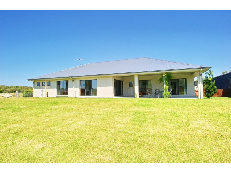 5 Echo Place, One Mile NSW 2316