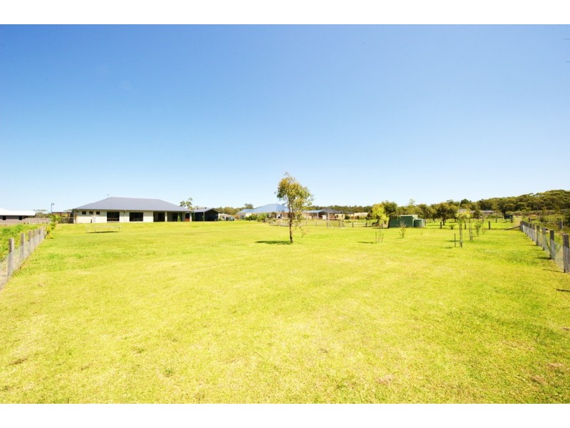 5 Echo Place, One Mile NSW 2316