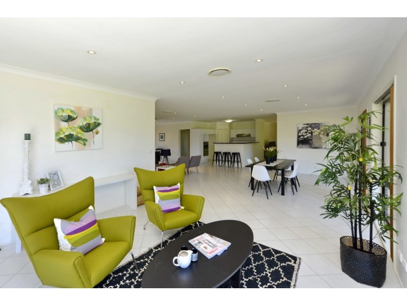 10 Sanderling Close, Salamander Bay NSW 2317