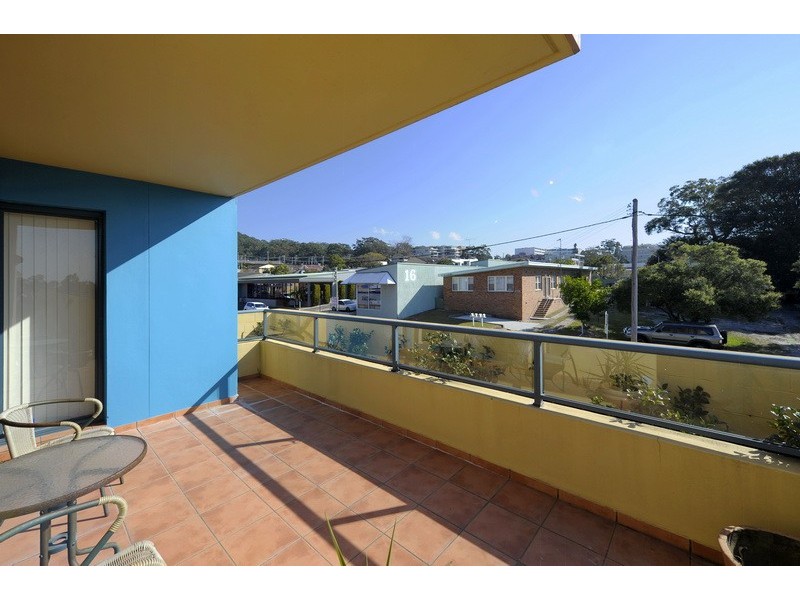 2/3 Yacaaba Street, Nelson Bay NSW 2315