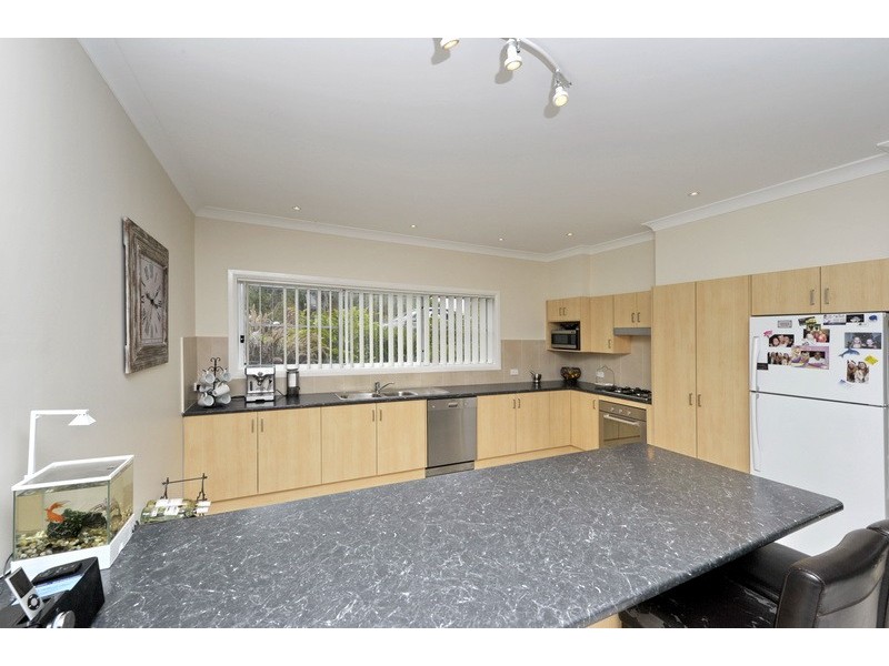 10 Ash St, Soldiers Point NSW 2317