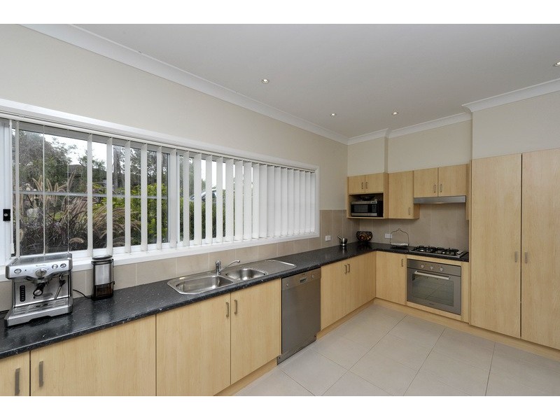 10 Ash St, Soldiers Point NSW 2317