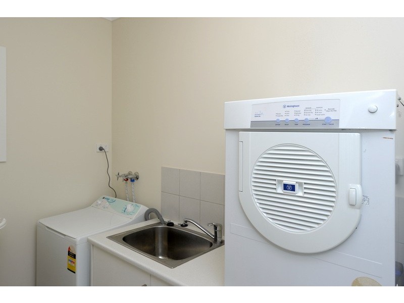 10 Ash St, Soldiers Point NSW 2317