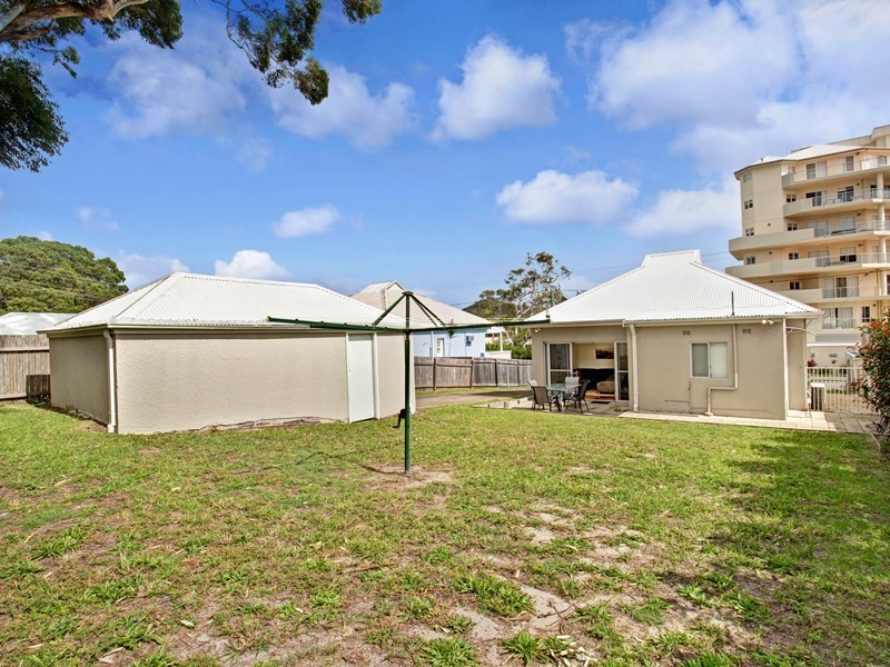 12 Tomaree Road, Shoal Bay NSW 2315